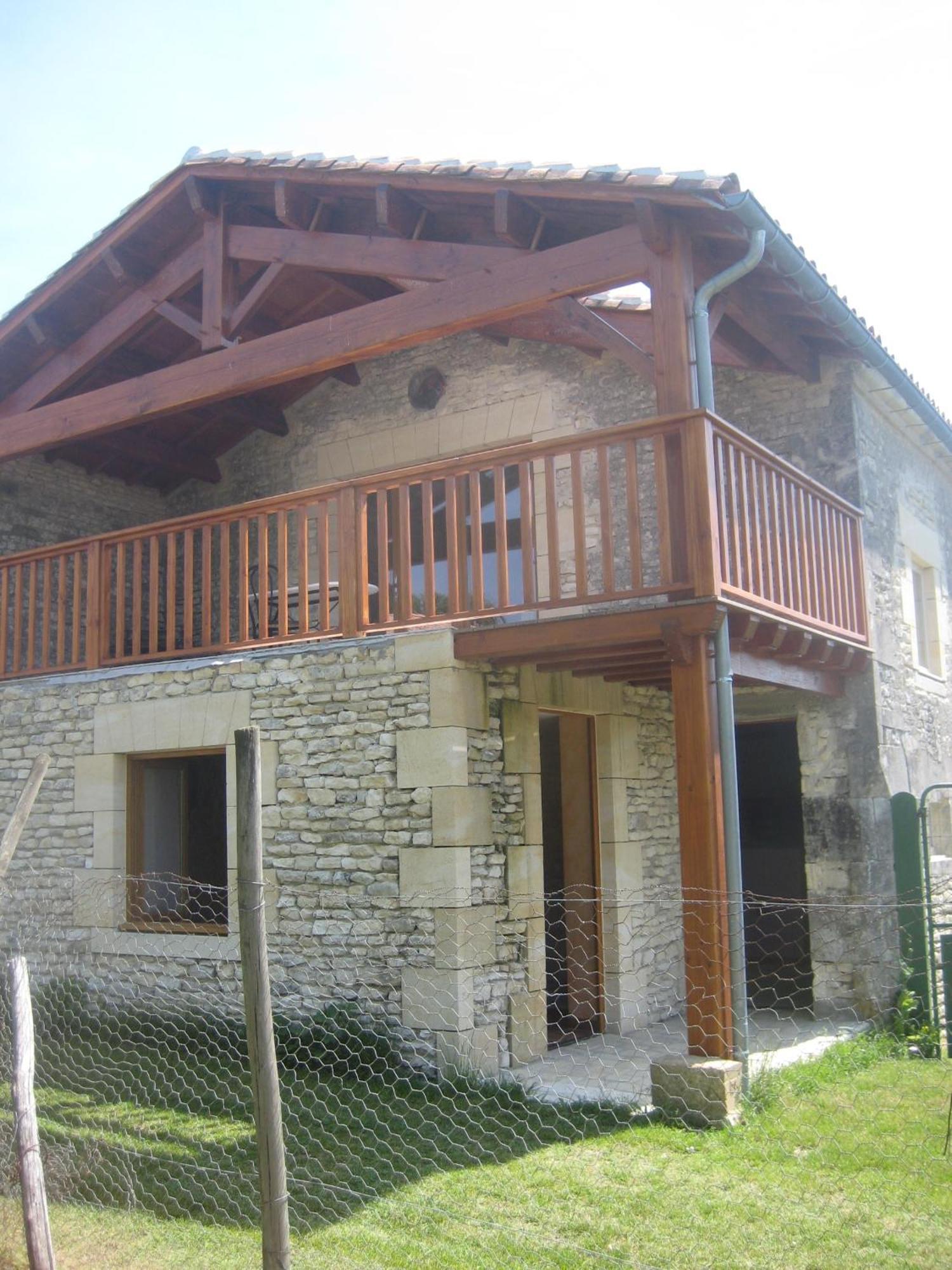 Au Col De Cygne Apartman Blanzac-les-Matha Kültér fotó